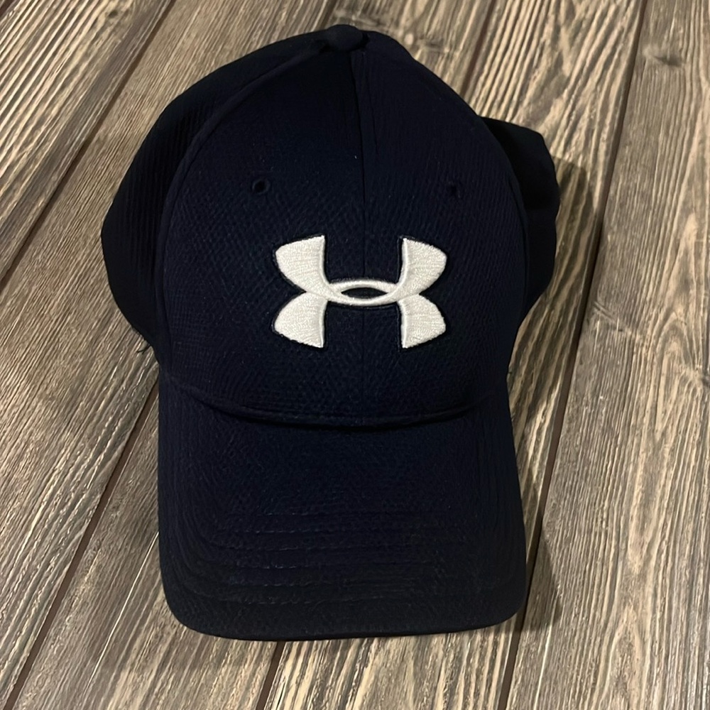 Men’s Under Armour hat Navy Blue Lg/XL